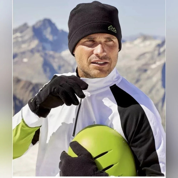 Atlas for Men Black Fleece Hat and Gloves Set  - Water-Repellent - Picture 2 of 4